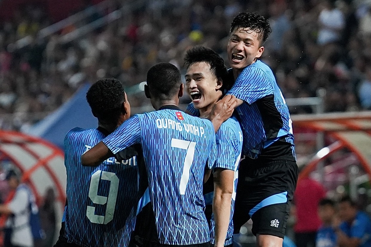 Phan Van Duc thang hoa va hy vong cho tuyen Viet Nam hinh anh