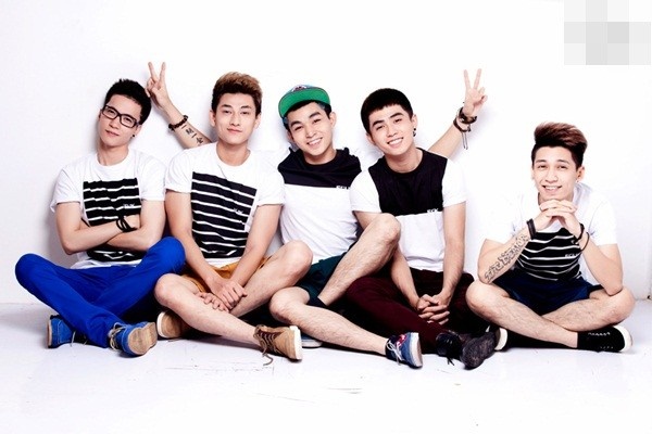 Nhung ca khuc Viet 'gay bao' nua dau nam 2013 hinh anh