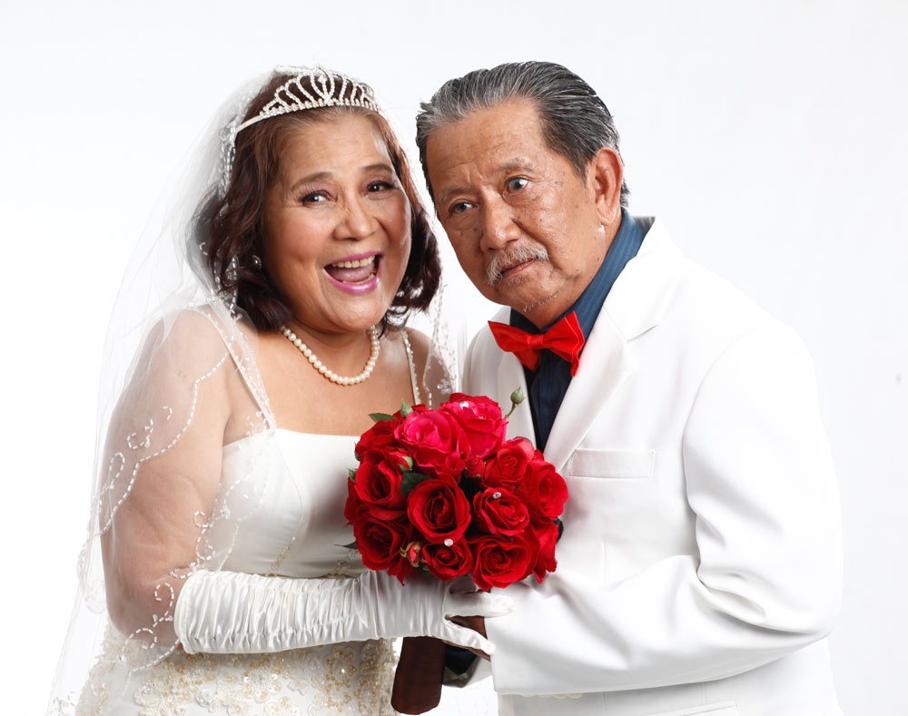 Nghe si Mac Can vao vai chu re o tuoi xe chieu hinh anh