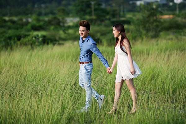 Hit cua Cao Thai Son, Huong Tram tiep tuc dan dau BXH hinh anh
