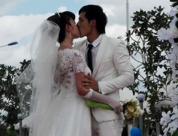 Thanh Thuc cap voi hot girl trong phim moi hinh anh