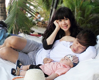 Khoanh khac lang man cua vo chong sao Viet hinh anh