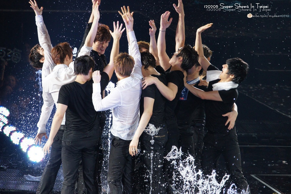 Super Junior - ‘dai gia’ concert cua Kpop hinh anh