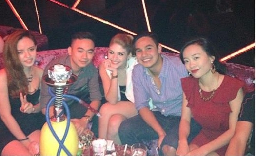 Andrea va Baggio bat ngo xuat hien ben canh nhau hinh anh