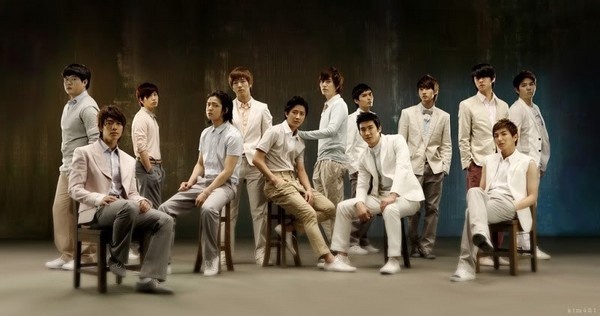 Diem lai nhung MV 'quay mot leo' hiem hoi cua Kpop hinh anh