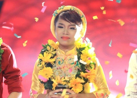 The Voice bat ngo ha guc Vietnam’s Next Top Model o TV Show hinh anh