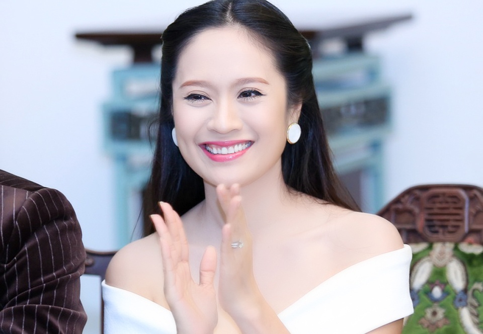 Thanh Thuy ra mat quy tu thien mang ten con trai hinh anh