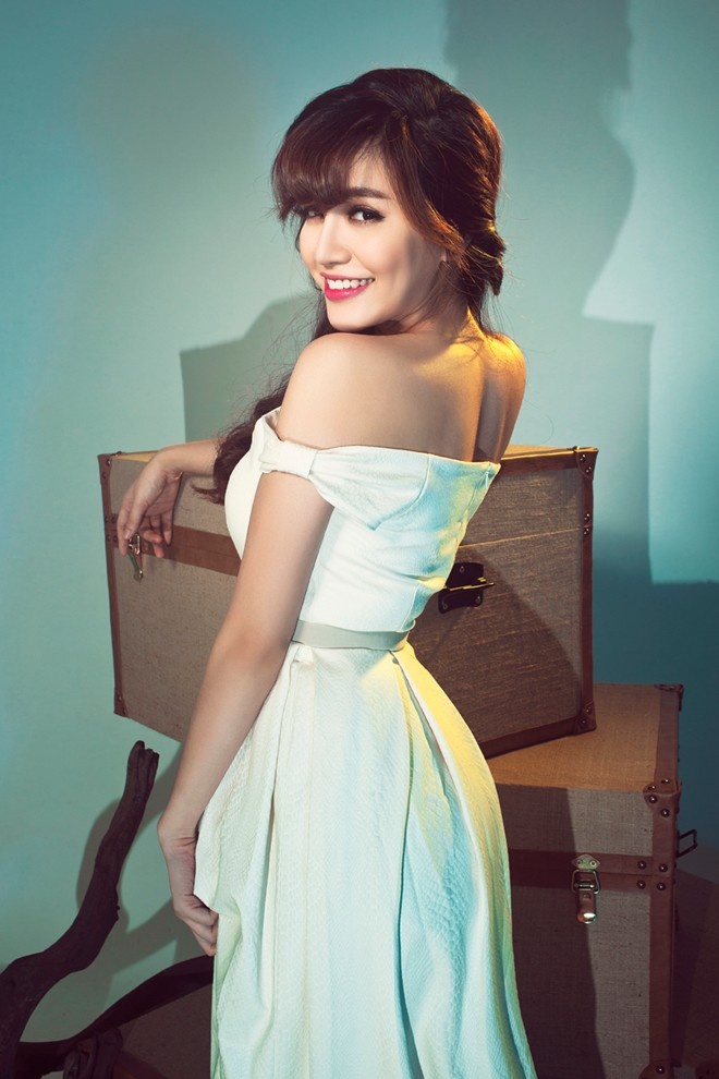 Mình yêu nhau đi của Bùi Bích Phương vẫn còn thịnh hành.