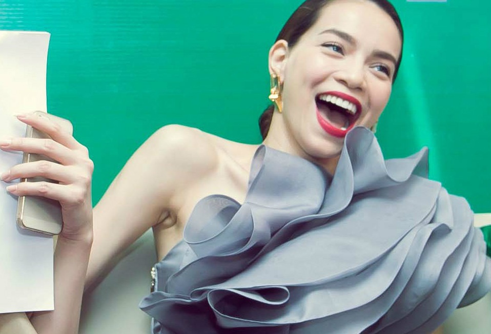 Dam Vinh Hung pha tro choc cuoi Ho Ngoc Ha hinh anh