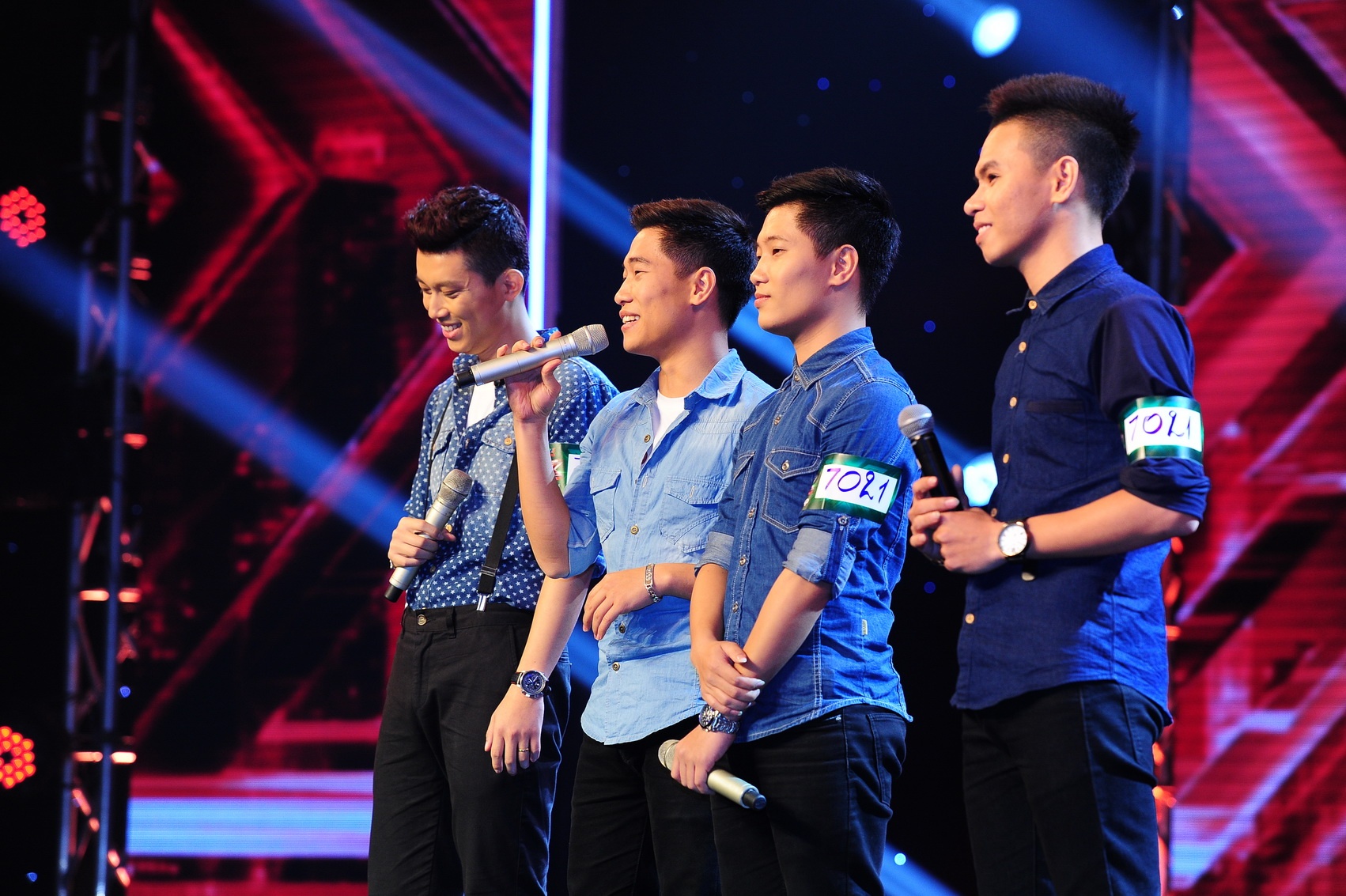 Đàm Vĩnh Hưng cũng chia sẻ thêm: :Các em khiến mọi người nhớ về thời hoàng kim của các nhóm nhạc. Không tìm ra lỗi nào. X Factor sẽ làm sống dậy những band nhạc có thực lực”.