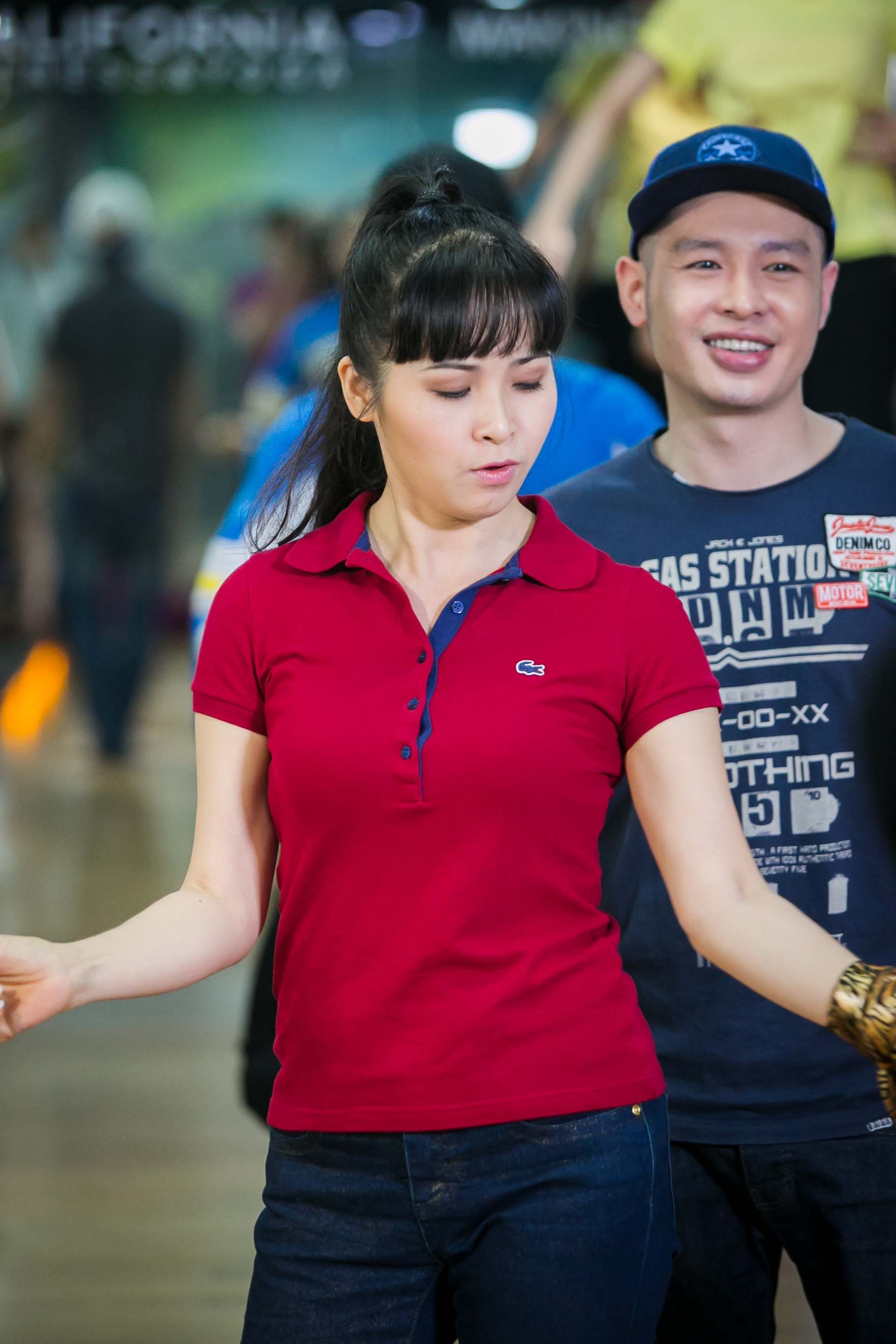 “Chị cả” Trang Nhung trở lại với dòng nhạc quen thuộc dân gian đương đại trong Son của Đức Nghĩa.
