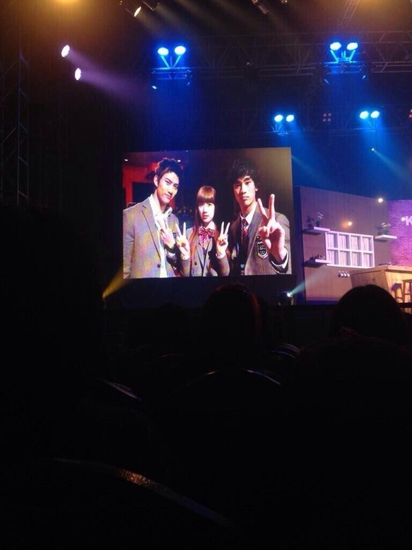  Clip ngắn ghi lại những khoảnh khắc từ những ngày đầu đóng phim cho đến bây giờ của fan Indonesia dành tặng Kim Soo Hyun.