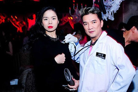 Ca sĩ Đàm Vĩnh Hưng trong lễ hội Halloween.