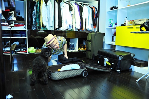 Đến nay, Dương Triệu Vũ có được một căn hộ riêng, cũng như sự nghiệp riêng vững vàng, đó chính là điều mà ông bầu Đàm Vĩnh Hưng mong muốn.