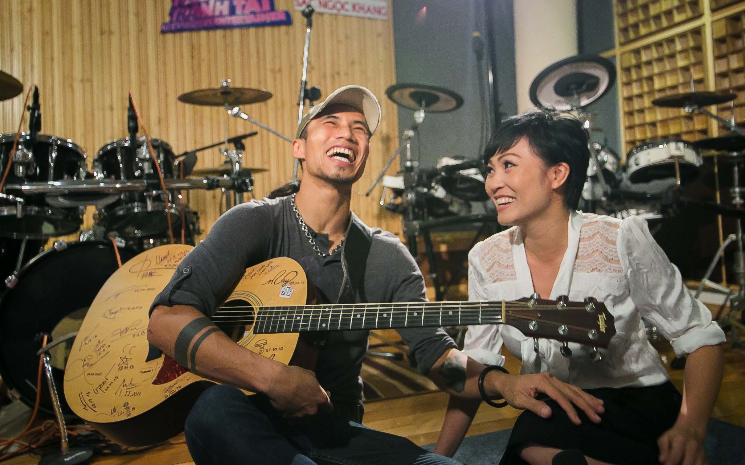 anh cho biết: “Ngoài tuần đầu tiên, tuần Rock tưởng đâu là  sở trưởng thì mình sẽ làm tốt hơn nhưng nó vô hình chung cũng khiến Khoa suy nghĩ và đặt nặng   nhiều. Cho nên qua khỏi tuần rock rồi, cởi bỏ tâm lý đó và mình sẽ làm tốt hơn.. Khoa tin là mình   lựa chọn ca khúc khá đình đám của thập niên 90, đối với Khoa đây là một ca khúc rất đẹp về lời   lẫn giai điệu. Bản thân Khoa chọn ca khúc này thì cũng gửi gắm sự tình cảm yêu quý của mình và   hy vọng sẽ chuyển tải được cảm xúc qua ca khúc đó. Khó khăn lớn nhất là mình vượt qua bản thân   mình, hát một ca khúc pop một cách nhẹ nhàng, uyển chuyển chứ không xù xì như cá tính âm nhạc
