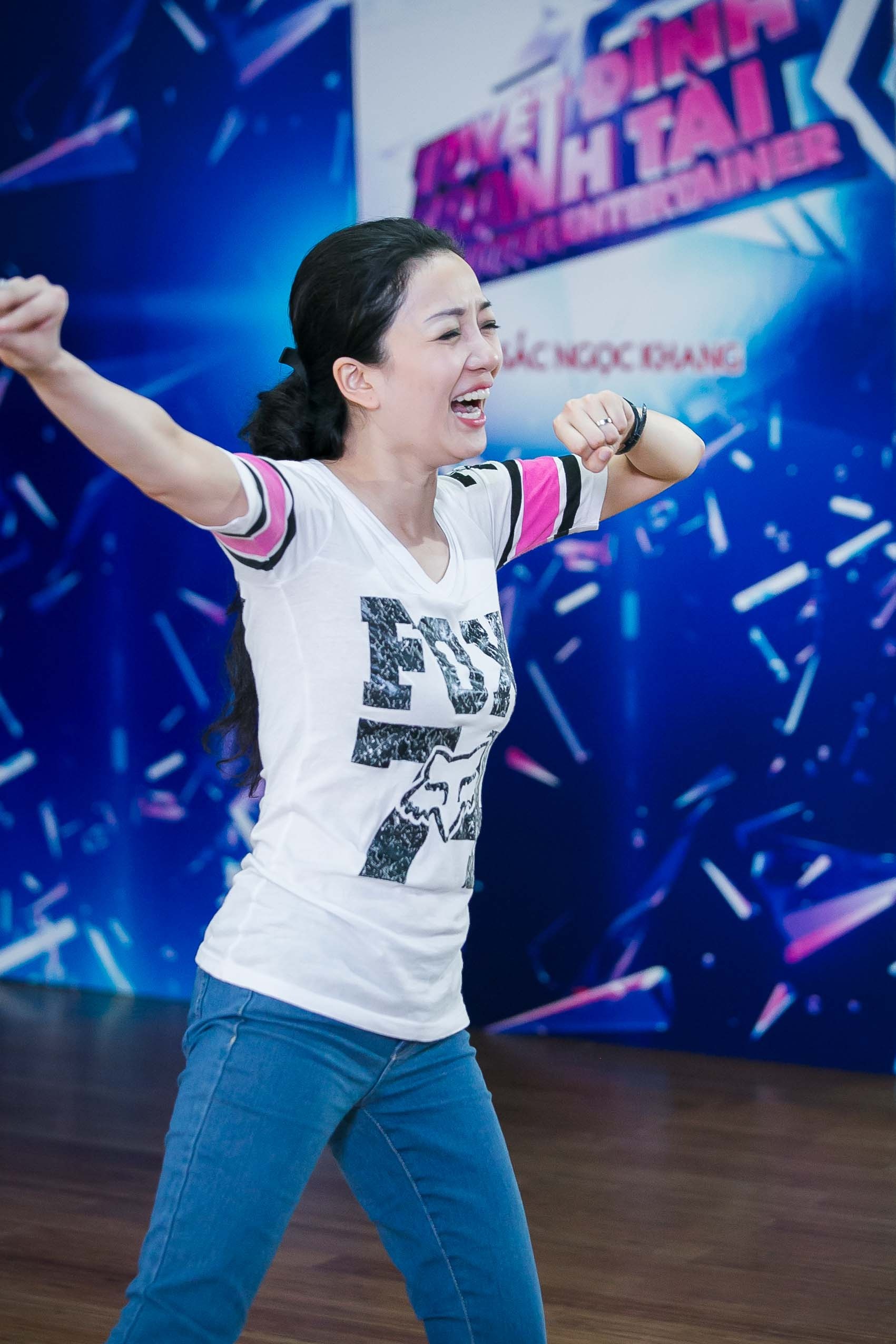 Thứ 7 vừa qua, Phạm Thu Hà đã trải qua một đêm đầy cảm xúc. Sau đó cô đã phải truyền nước biển để có sức khỏe tiếp tục công việc. Hiện tại sức khỏe của giọng ca opera vẫn chưa ổn định nên trong lúc luyện tập cô hay bị choáng. Phạm Thu Hà chia sẻ thêm mặc dù sức khỏe chưa tốt lắm nhưng đêm thi sắp tới cô vẫn sẽ hết mình với ca khúc Chuông gió.