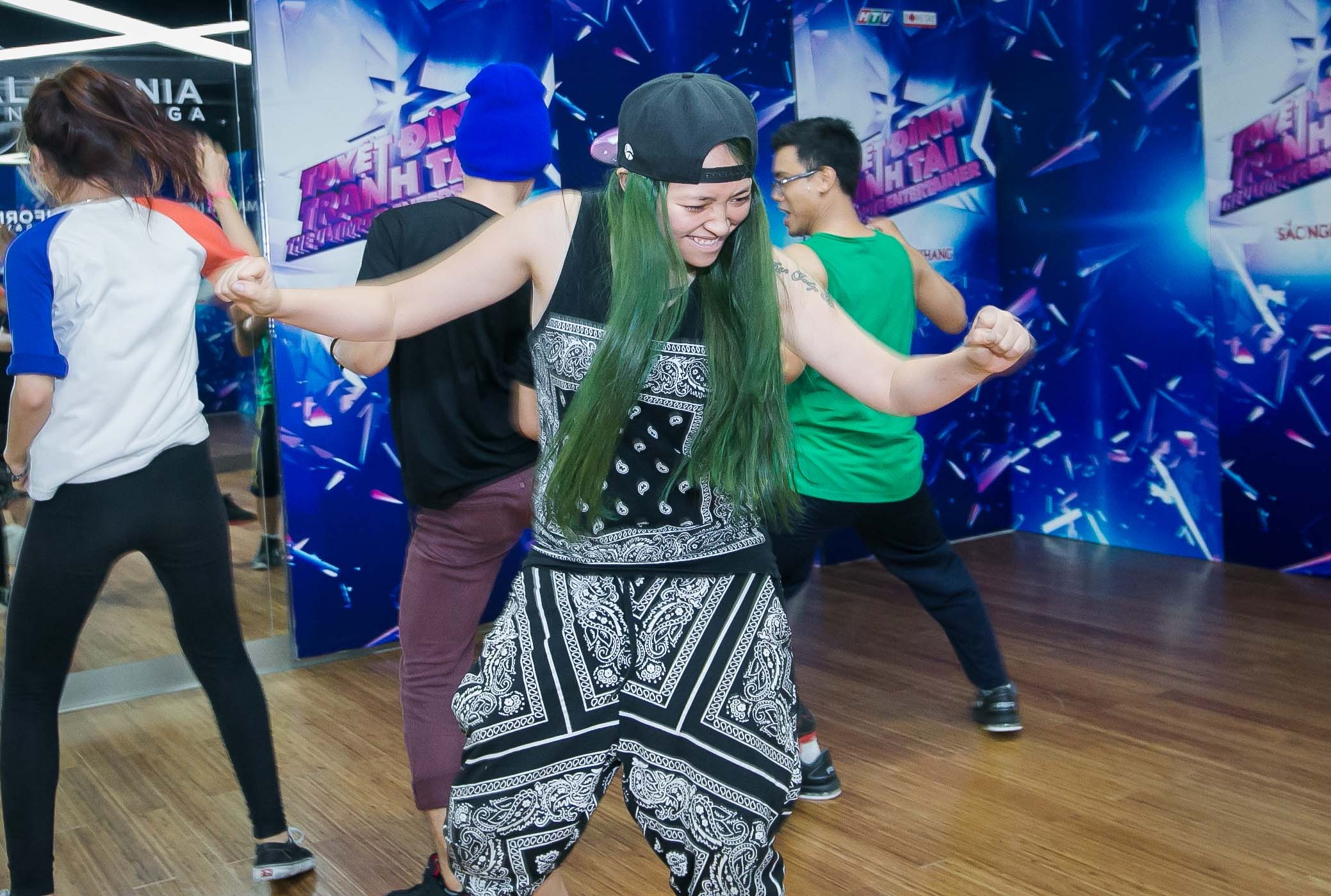 Luôn nằm trong top an toàn, cô em út Kimmese vẫn rất tự tin với các phần thi của mình. Các ca khúc Kimmese chọn luôn thể hiện cá tính mạnh mẽ của mình. Tuần thi dance cũng xem như là một sở trường vì dòng nhạc cô hướng đến cũng rất trẻ trung và sôi động.