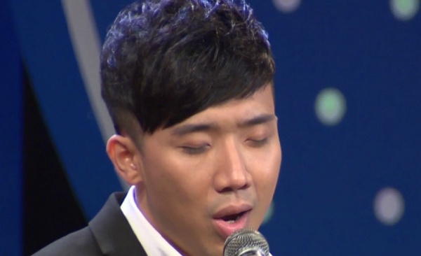 Tran Thanh hat Hotel California hinh anh