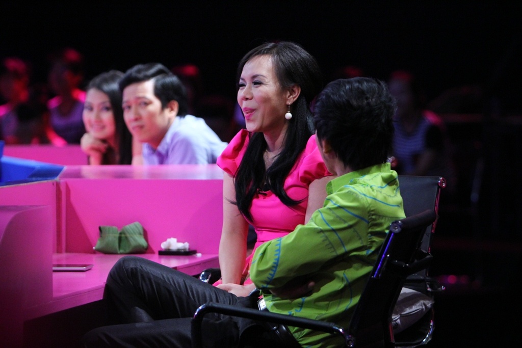 Ở vòng 3, yêu cầu của 2 đội là phải tìm ra vũ công belly dance chuyên nghiệp. Nhóm người bí ẩn được trang bị khả năng đánh lừa rất kỹ . Thế nên 2 đội đều mắc lừa. Tuy nhiên, sự tỉnh táo và 