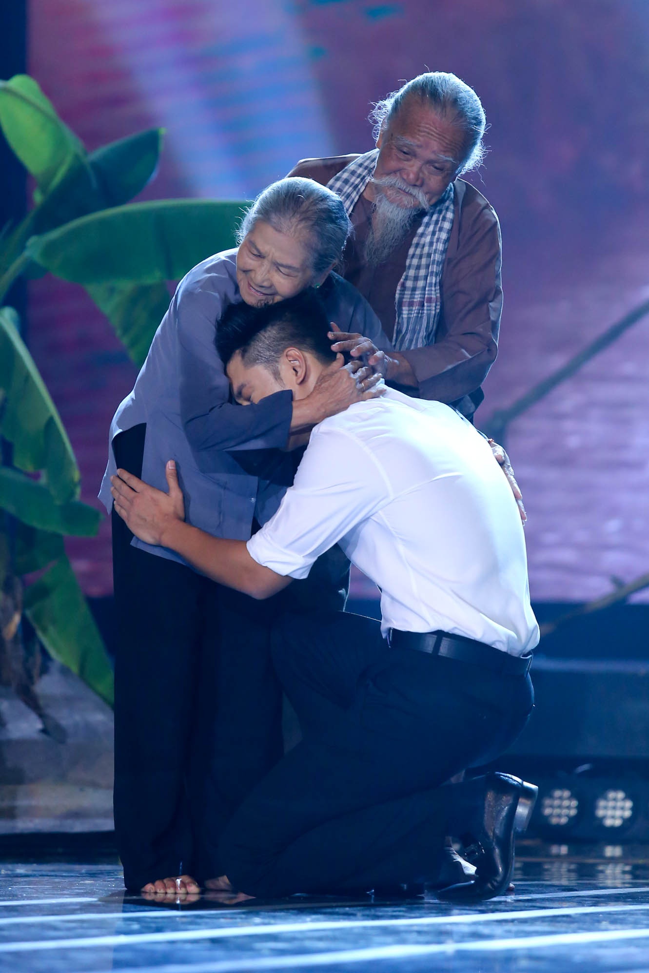 Đức Tuấn lột xác với dân ca.