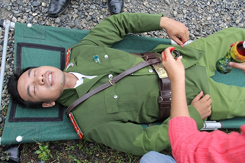 Cảnh Bá Cường bị bắn trọng thương được hoá trang rất kỹ