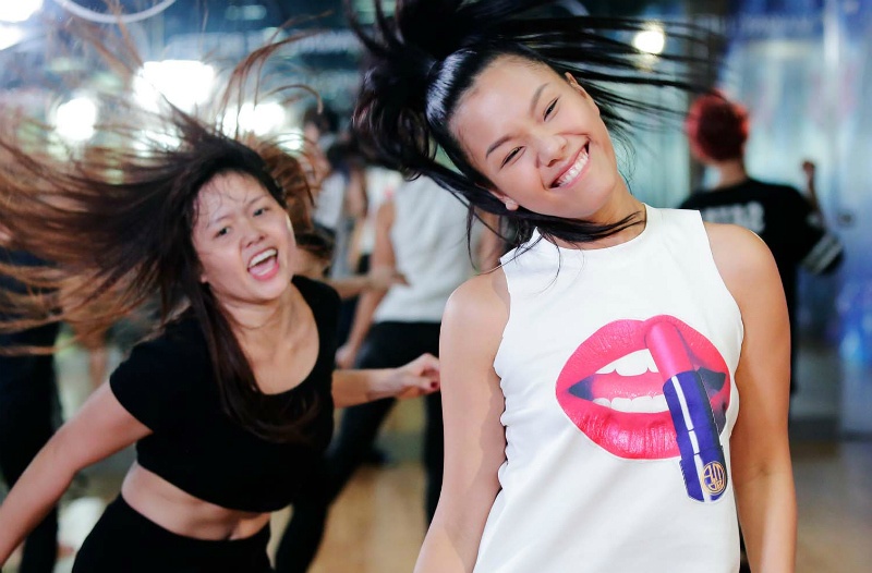 Phuong Vy de mat moc nhay boc lua hinh anh