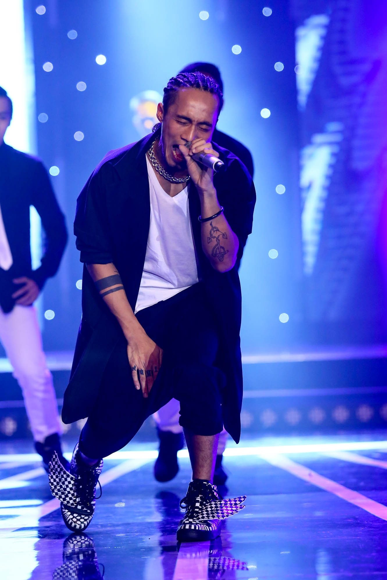 Phạm Anh Khoa tiếp tục làm nóng sân khấu RnB với ca khúc Careless whisper. Với phong cách và cá tính của riêng mình, anh đã thổi hồn vào bài hát kinh điển để có sự ngưỡng mộ của Ý Lan. Danh ca ấn tượng với phần trình diễn của Anh Khoa: “Ở cương vị ca sĩ trình diễn trên sân khấu trong suốt 25 năm qua, tôi chưa bao giờ thấy một ca sĩ hát trọn vẹn một ca khúc với dancer phía sau mà không ngưng nghỉ bước chân. Ý Lan rất ngưỡng mộ vì Phạm Anh Khoa nhảy hết sức, hết mình mà vẫn làm tròn ca khúc và còn nhảy đẹp hơn cả dancer nữa”.