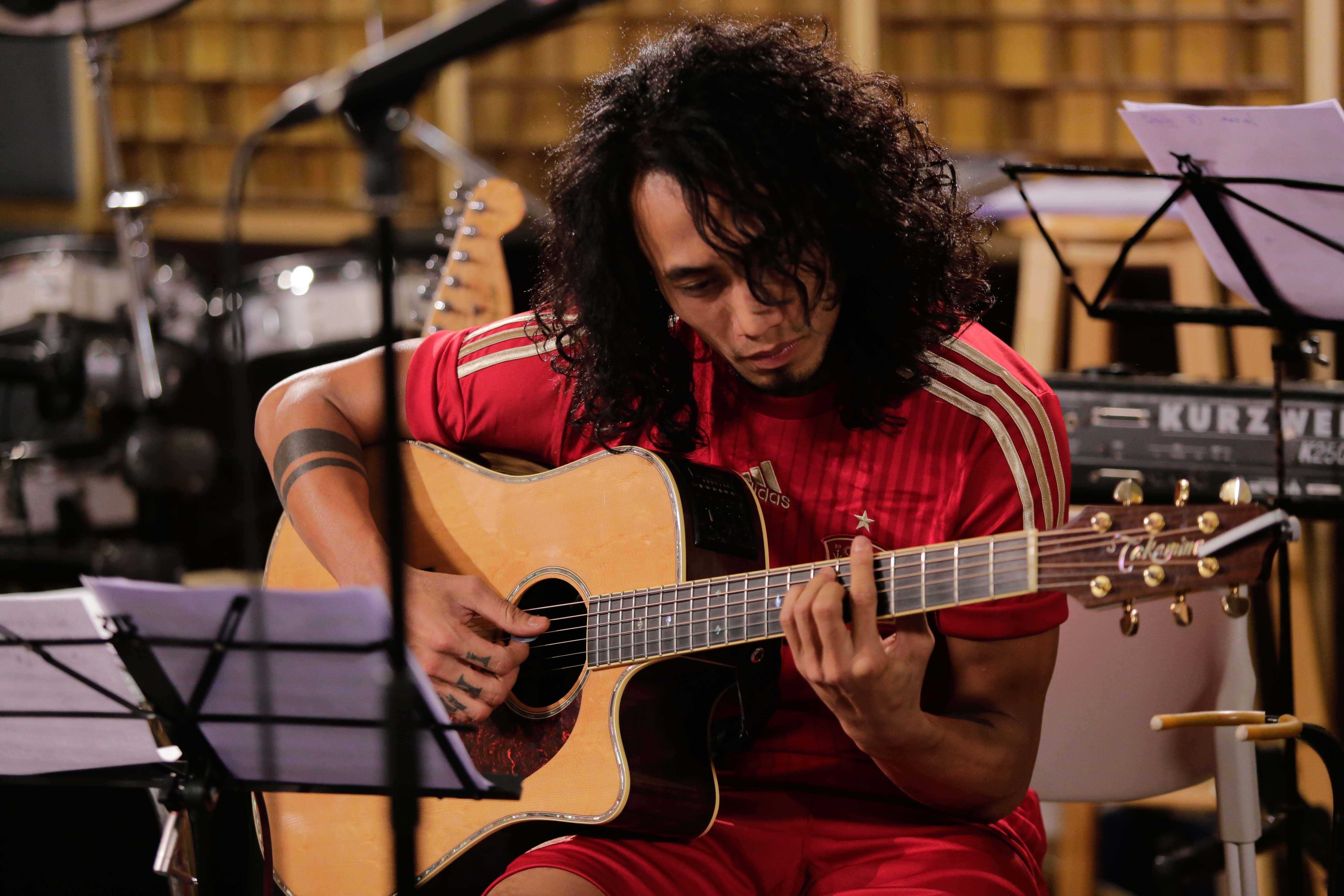 Trở lại với thử thách jazz và nhạc kịch, mỗi ca sĩ có khó khăn riêng.Theo Phạm Anh Khoa, những người yêu thích nhạc jazz hầu hết là những người có tuổi và có nhìn nhận rất sâu về các tầng của âm nhạc. Và nam ca sĩ cũng mong muốn mình hát jazz bằng những gì mình hiểu, bằng tinh thần tuổi trẻ: “Qua cách hiểu của tôi, nhạc jazz chậm, nhẹ, buồn hơn so với dòng nhạc rock mà mình hay hát, tuy nhiên nó cũng có những màu sắc đặc trưng không lẫn vào đâu được”.