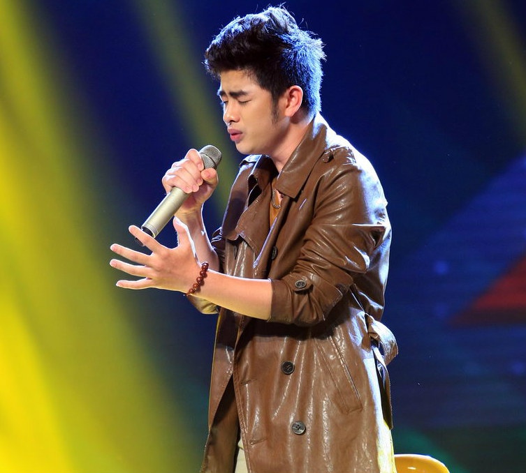 Hot boy khien Ha Ho ban loan hinh anh