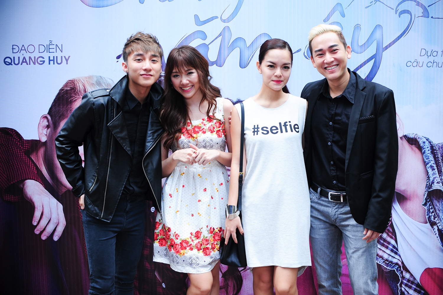 Trong buổi họp báo, đạo diễn Quang Huy tiết lộ, anh lấy cảm hứng từ câu chuyện của Wanbi Tuấn Anh để làm chất liệu cho bộ phim Chàng trai năm ấy. Ngoài tình cảm thương mến dành cho nam ca sĩ quá cố, Quang Huy còn khâm phục sự dẻo dai của Wanbi trong cuộc chiến chống lại căn bệnh.