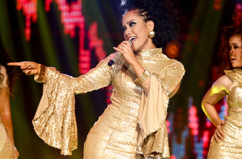 Le Hoang xin hang Phuong Vy hinh anh