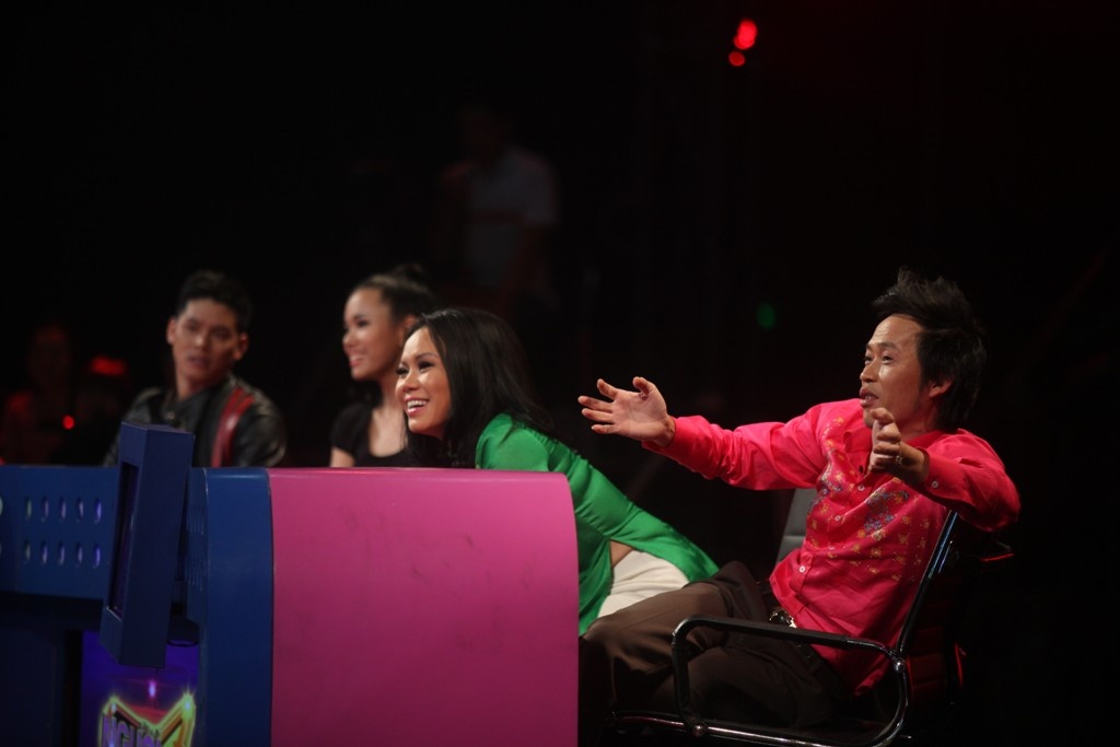 Liệu đội khách có vượt qua đội nhà sau khi Phương Vy đã lên tiếng 