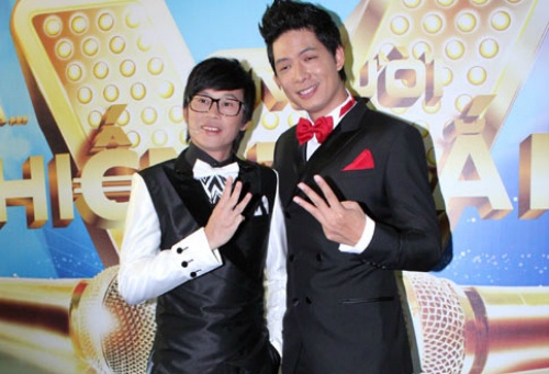 Hoai Linh gay choang khi lam MC cho The Winner Is hinh anh