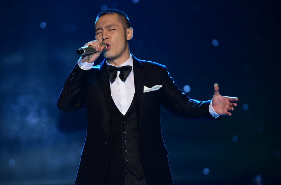 Hoang Hai bung no du doi voi Still Loving You hinh anh