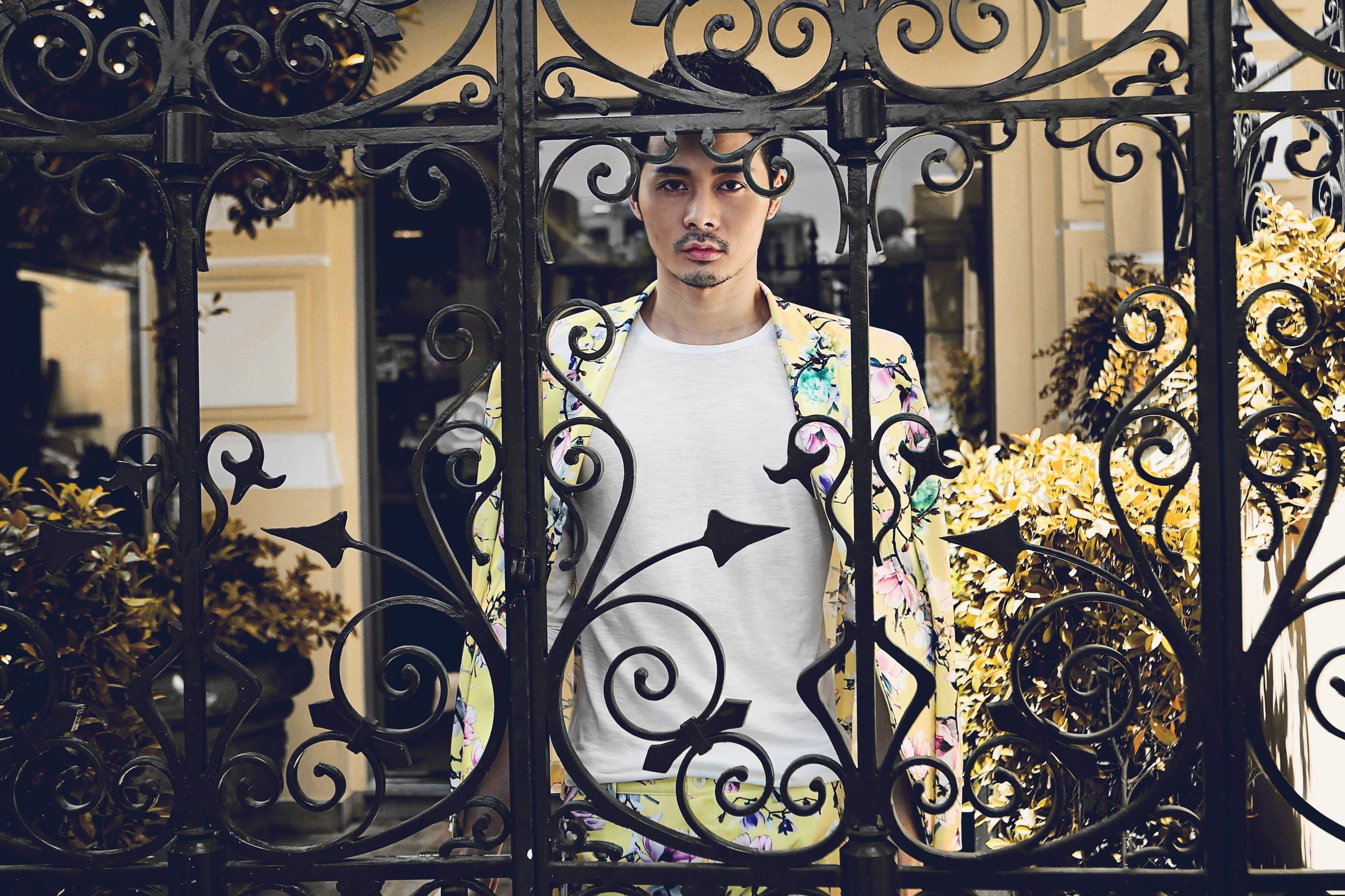 Nói về bản thân mình, Dương Mạc Anh Quân miêu tả bằng hai từ ngắn gọn: tự tin và tràn đầy năng lượng. Chính vì thế, trong lần Nam tiến này, ngoài đam mê thời trang, Dương Mạc Anh Quân còn có tình yêu đặc biệt với công việc diễn xuất. 