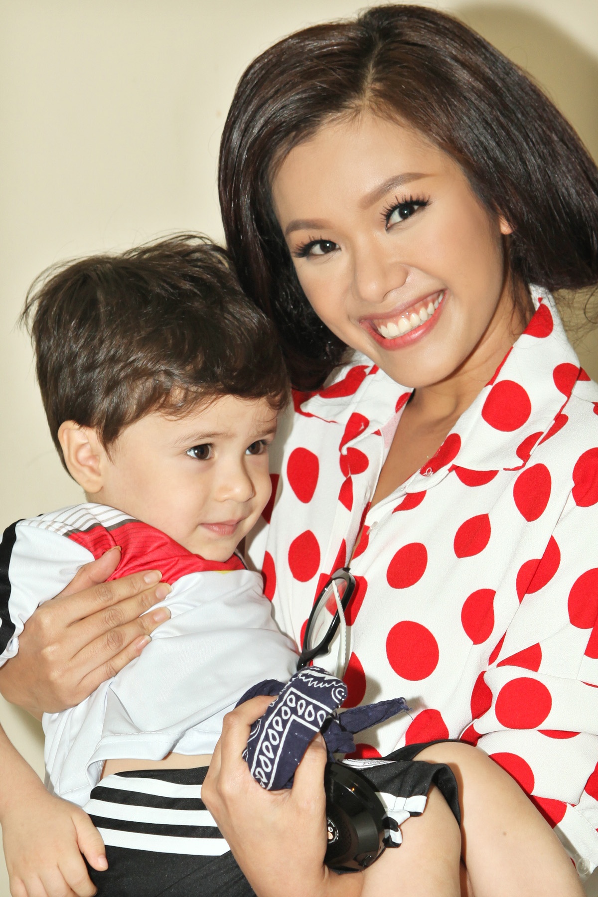 Tuy nhiên, “đại tỷ bánh bèo” – biệt danh mà fan gọi Phương Vy – cũng không quên gửi lời chúc cho đội tuyển Đức, cô hy vọng họ sẽ chiến thắng.