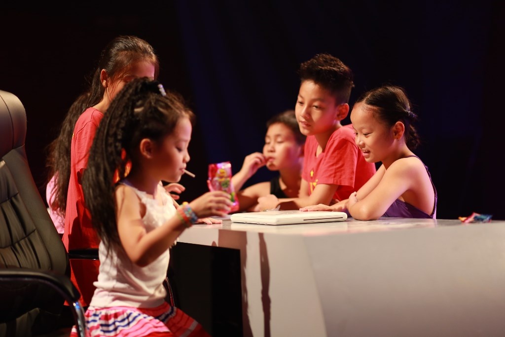 18 cặp thí sinh của chương trình được chia thành 2 bảng đấu (A và B) để bước vào vòng thử thách. Ở mỗi tập thử thách, sẽ có 2 cặp phải rời cuộc chơi.