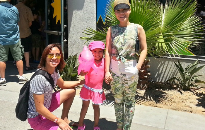 Vo chong Viet Huong lam chu hon cho dam cuoi Kim Hien hinh anh