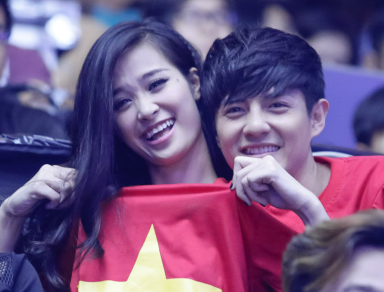 Dong Nhi – Ong Cao Thang tinh tu tren khan dai X Factor hinh anh