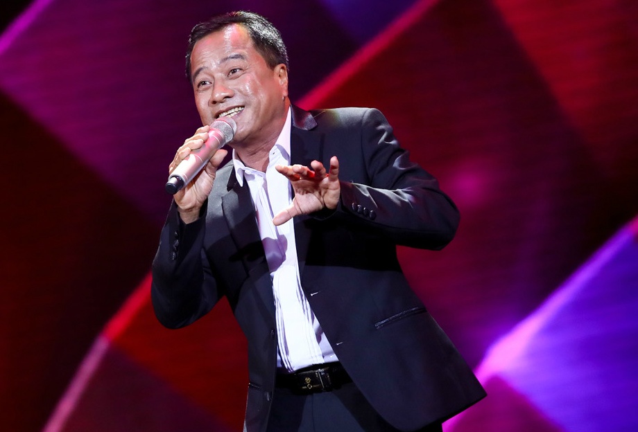 Thanh Van hat Banh xe lang tu hinh anh