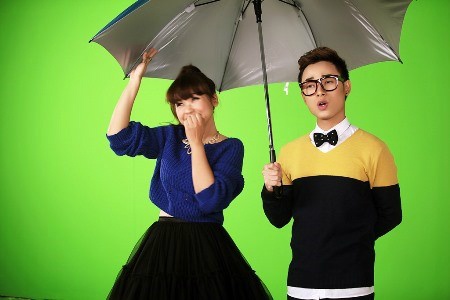 MV Bon chu lam cua Truc Nhan - Thao Nhi hinh anh