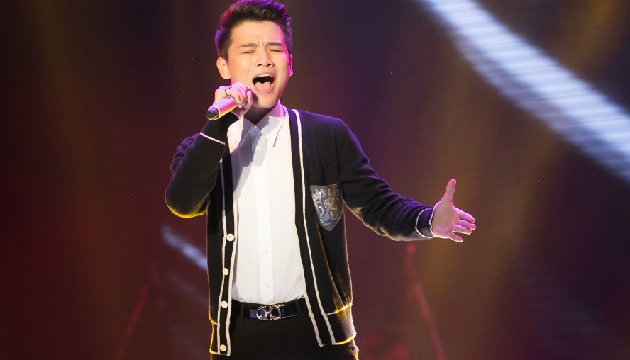 Thai Ngan hat Trai tim ben le hinh anh