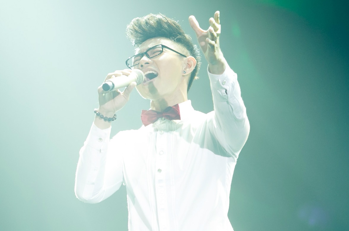 Hoang Tuan the hien Trot yeu hinh anh