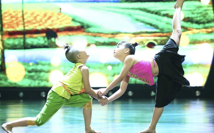 Tiet muc cua cap doi Duc Huy - Thuc Nhi hinh anh