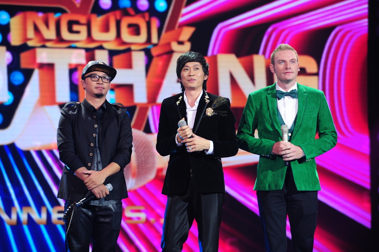 Mặc dù bấm nút chọn Kyo York nhưng Thanh Bạch cũng nói thêm cho anh hiểu rõ về nguồn gốc của bài hát. Kết quả Hà Lê thắng với tỷ số 61/40.