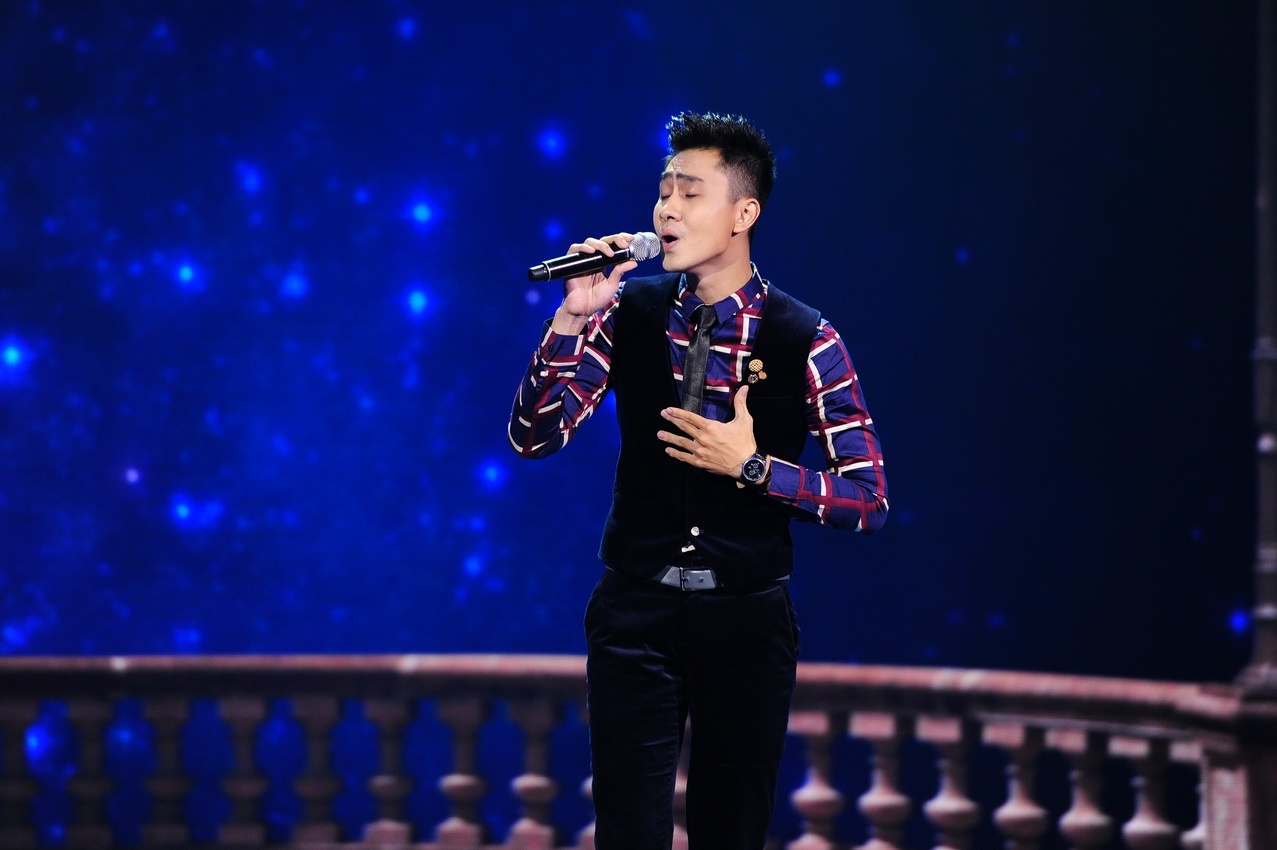 Tuy vậy, với chất giọng cao và sáng, Tùng Lâm thể hiện tròn đầy bài hát dù phong cách của anh khá đơn điệu. Thanh Bạch đánh giá cao giọng hát của nam ca sĩ điển trai, vị giám khảo chính bị thuyết phục bởi những đoạn phiêu và cách xử lý bài hát của Tùng Lâm nên đã bình chọn cho thí sinh này.