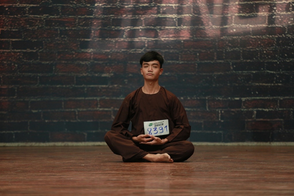 Bên cạnh các học trò cưng của John Huy Trần, tập 3 còn chứng kiến sự xuất hiện của những điệu nhảy hài hước cùng với những câu chuyện cảm động đằng sau đam mê nhảy múa. 