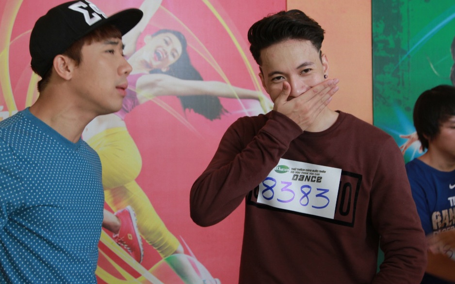 Clip S.T chia se quyet dinh di thi Thu thach cung buoc nhay hinh anh