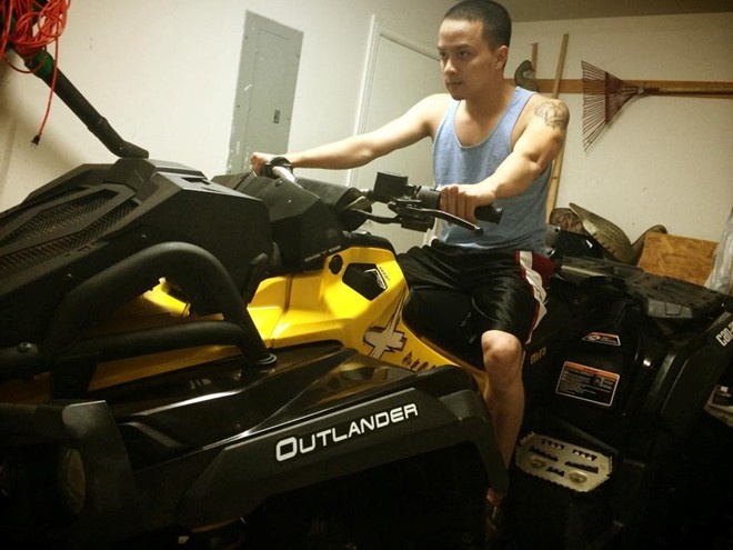 Theo một số nguồn tin, chiếc xe này có giá khoảng 12 ngàn đôla - tương đương với 250 triệu đồng. Nó có khả năng di chuyển trên các đồi cát hoặc những địa hình khó.