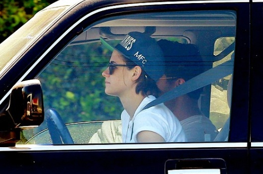 Nghi an Kristen Stewart co ban trai moi sau Robert Pattinson hinh anh